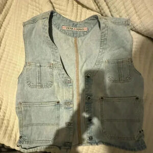 ZENA JEANS VINTAGE BLUE JEAN VEST SIZE LARGE